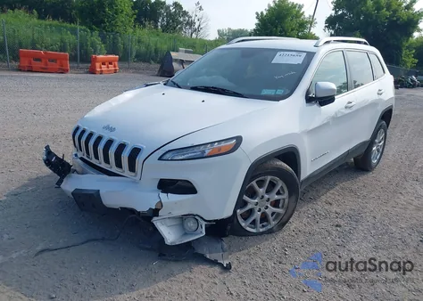 2018 Jeep Cherokee Latitude 4X4 z USA, uszkodzony, nr VIN 1C4PJMCBXJD517686